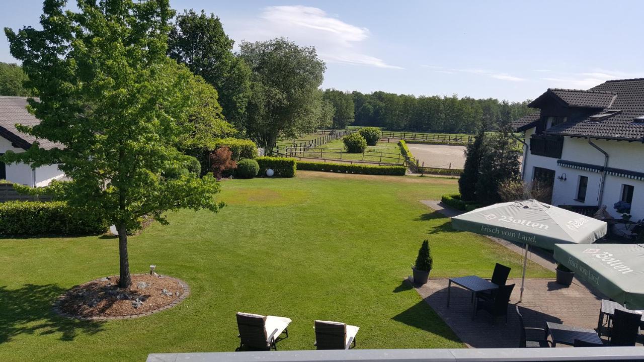 Landhotel Linden Am Venekotensee Niederkrüchten Dış mekan fotoğraf