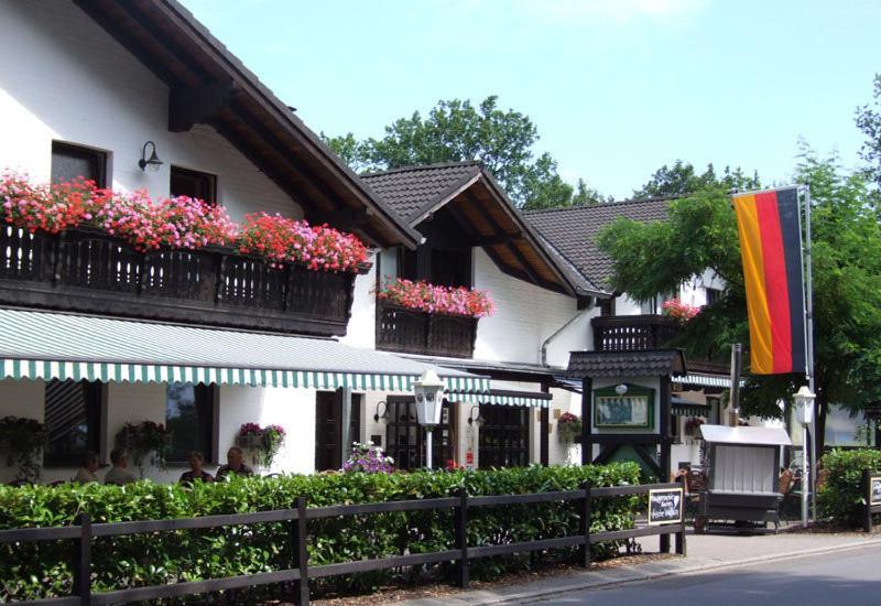 Landhotel Linden Am Venekotensee Niederkrüchten Dış mekan fotoğraf